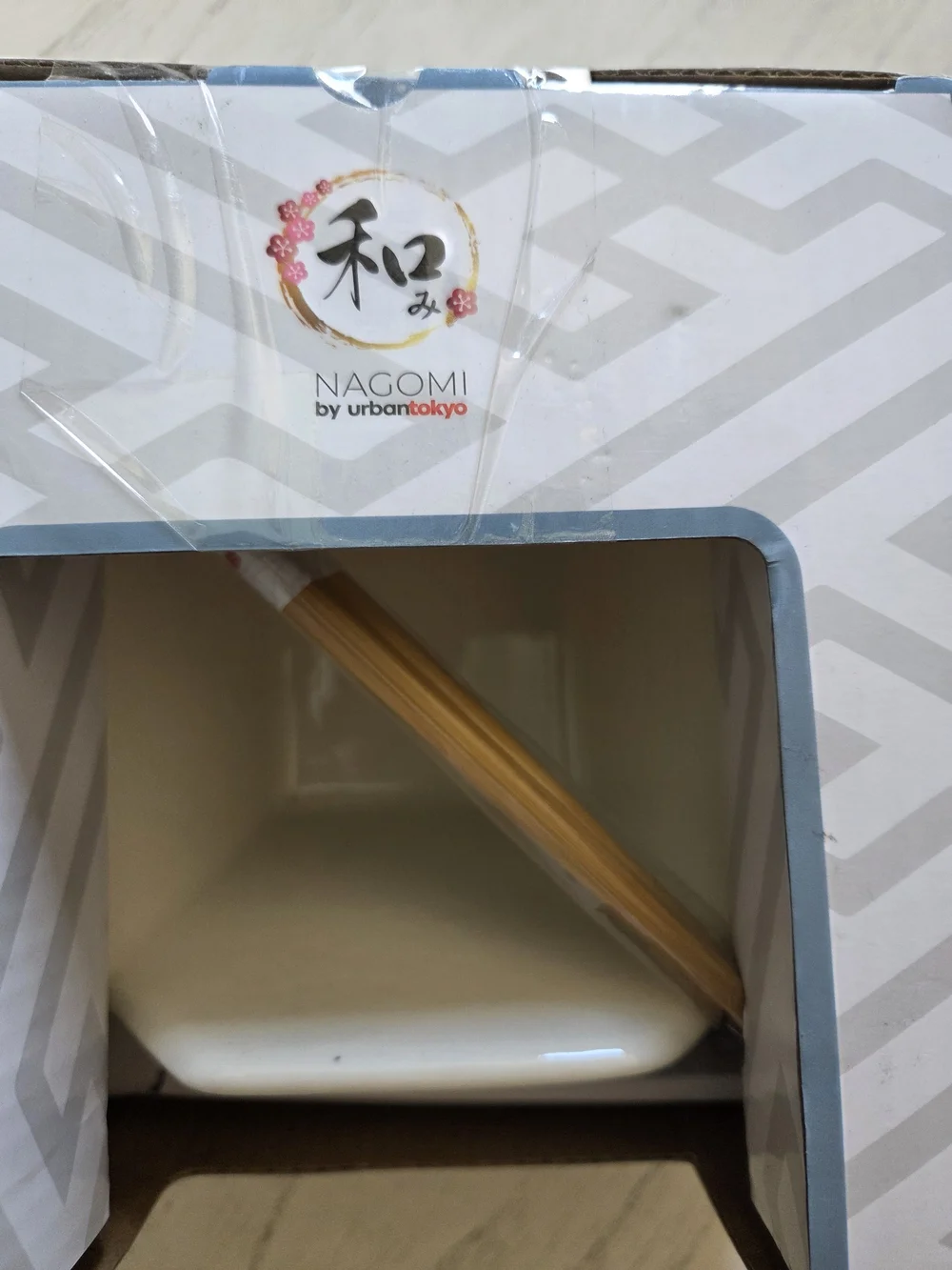 Urban Tokyo Chinese Takeout Box Style Porcelain Bowl with Chopsticks